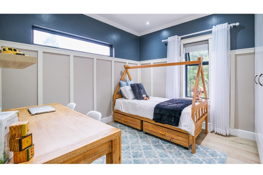 4 Bedroom Property for Sale in Heatherlands Western Cape